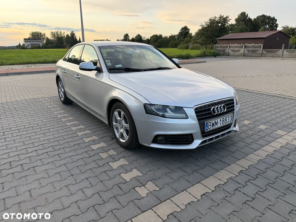 Audi A4 Limousine - 3