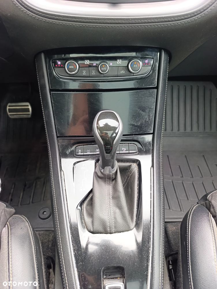 Opel Grandland X 1.2 T GPF Elegance S&S - 21