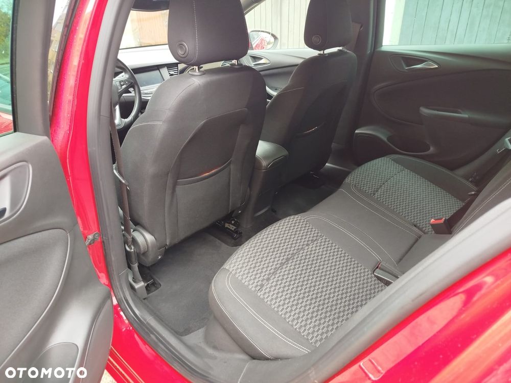 Opel Astra 1.4 T Dynamic S&S - 10