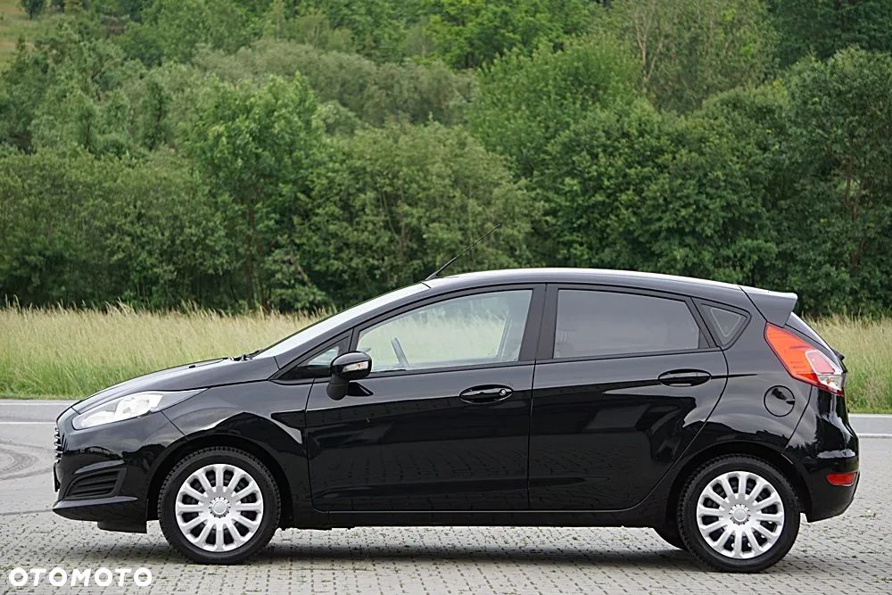 Ford Fiesta 1.25 Celebration - 10