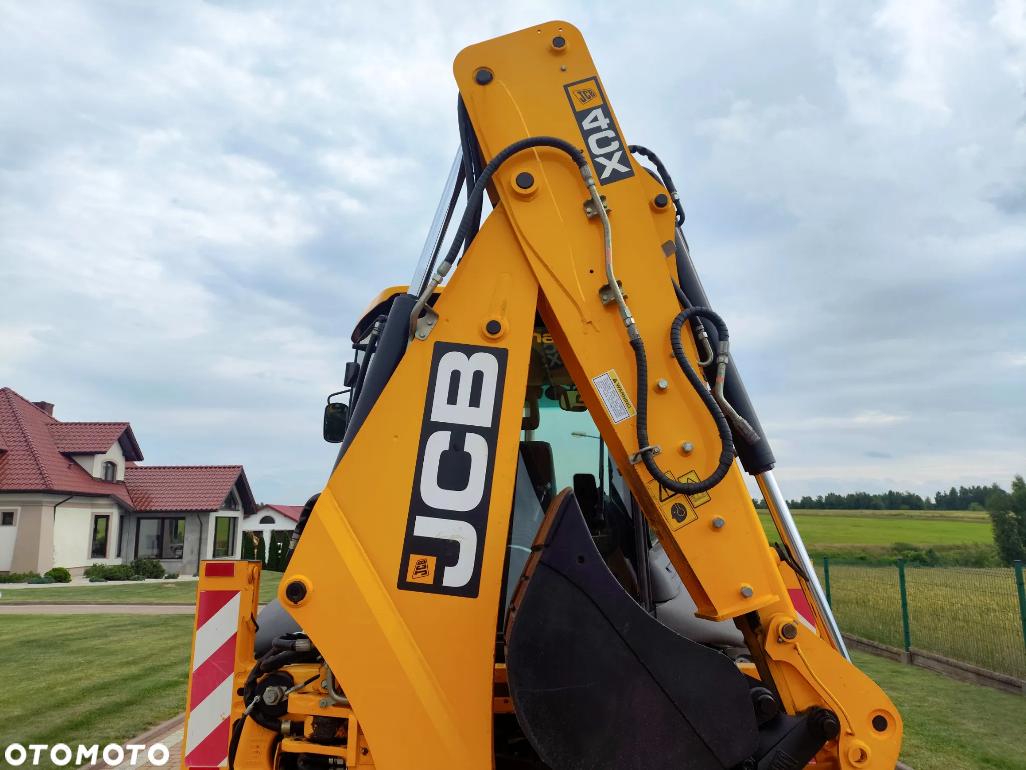 JCB 4CX / RÓWNE KOŁA / TORQUELOCK / POWERSHIFT / SPROWADZONA / - 5
