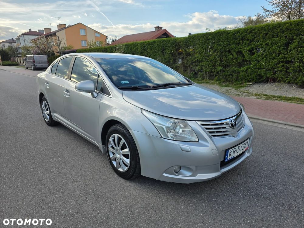 Toyota Avensis 1.8 Multidrive S Comfort - 9