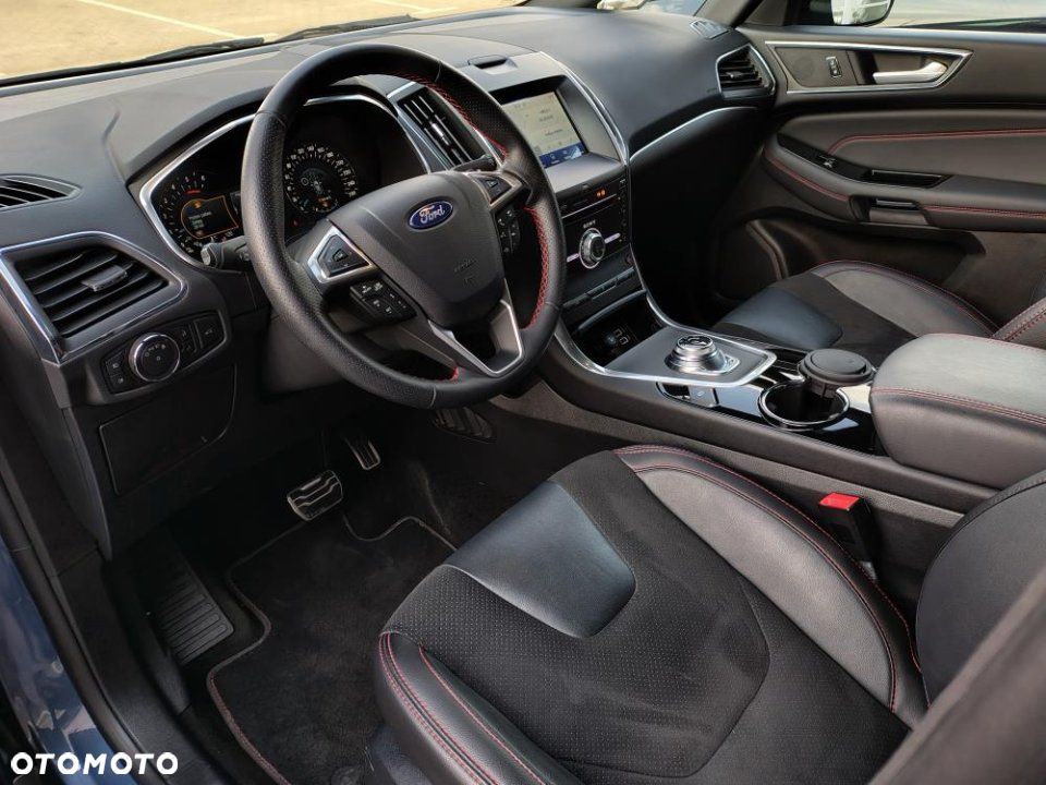 Ford S-Max - 23