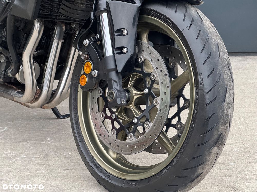 Yamaha FZ - 5