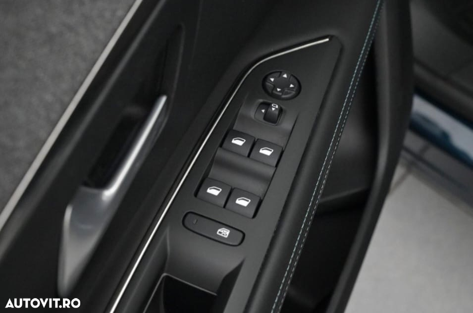 Peugeot 3008 Hybrid4 300 e-EAT8 Allure - 18