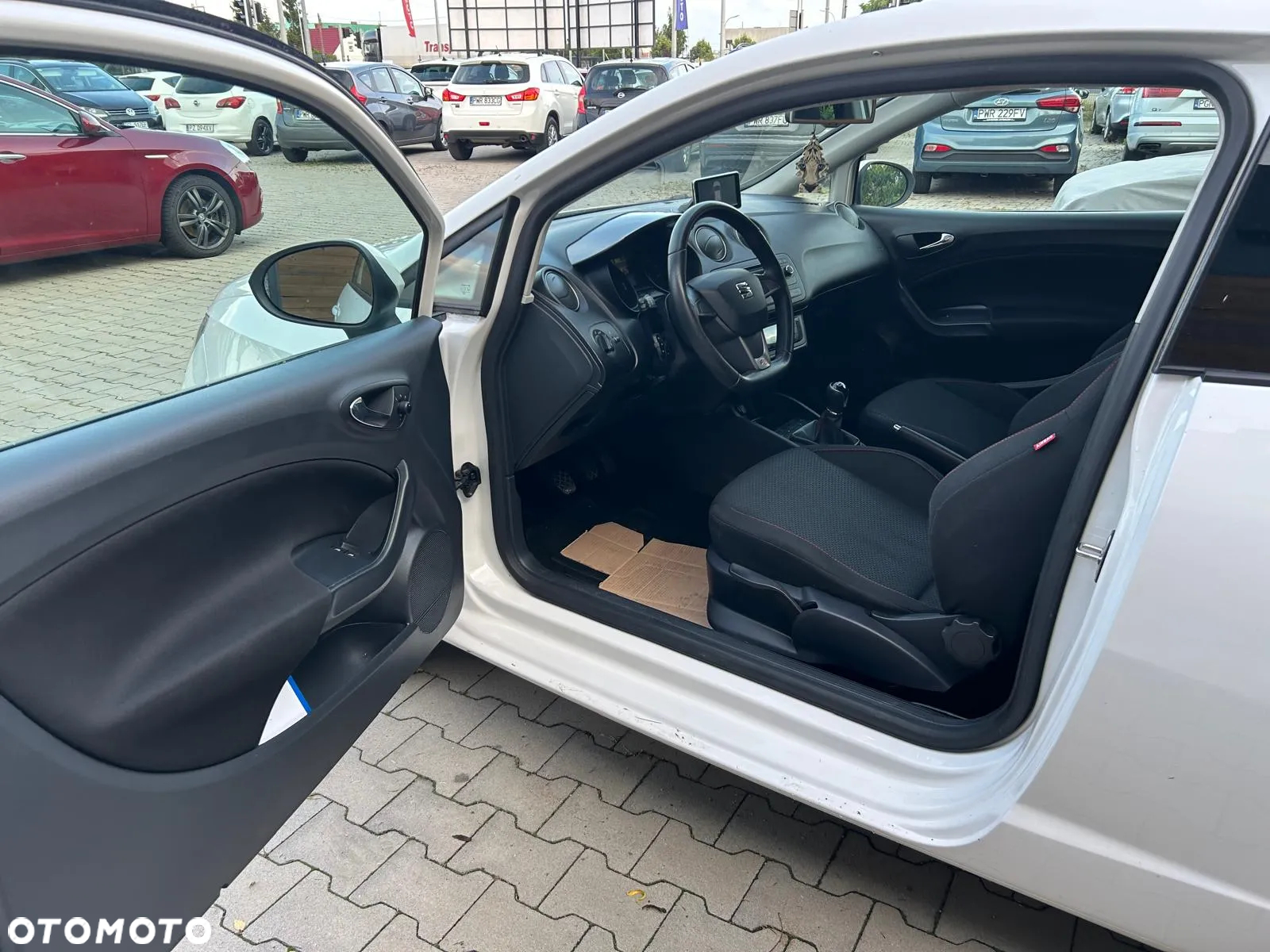 Seat Ibiza ST 1.2 TSI CONNECT - 12