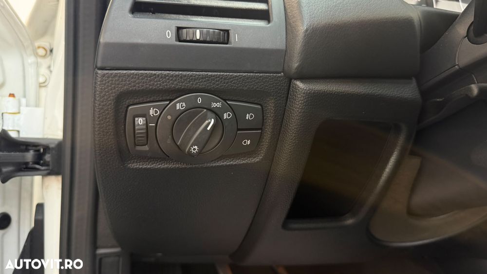 BMW Seria 1 118i Edition Sport - 21