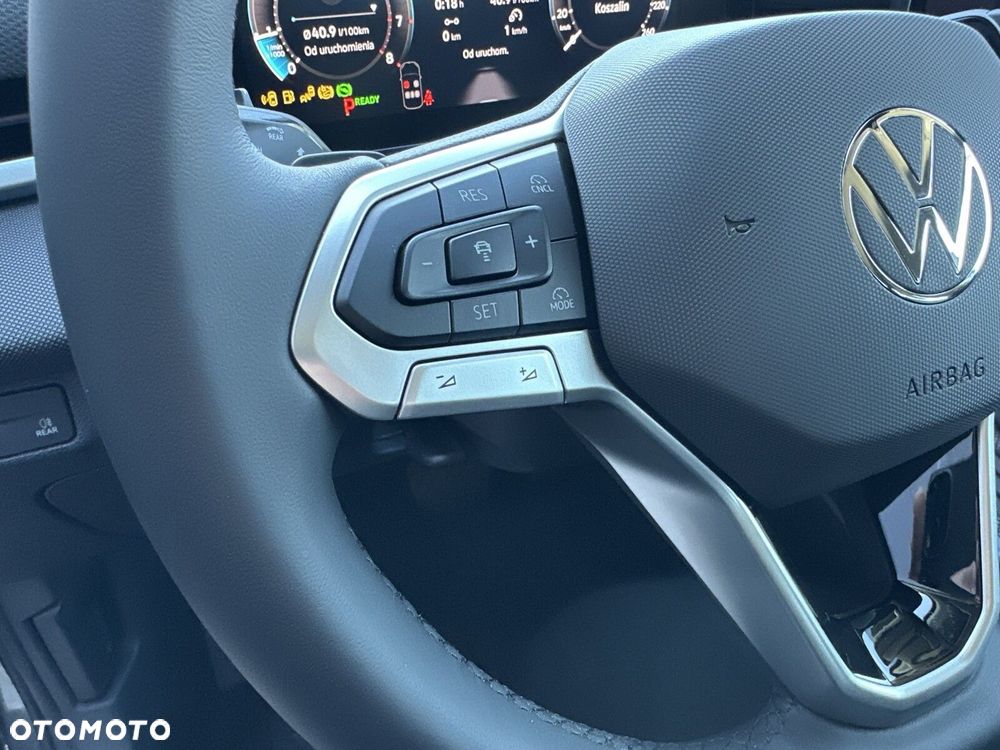 Volkswagen T-Roc - 21