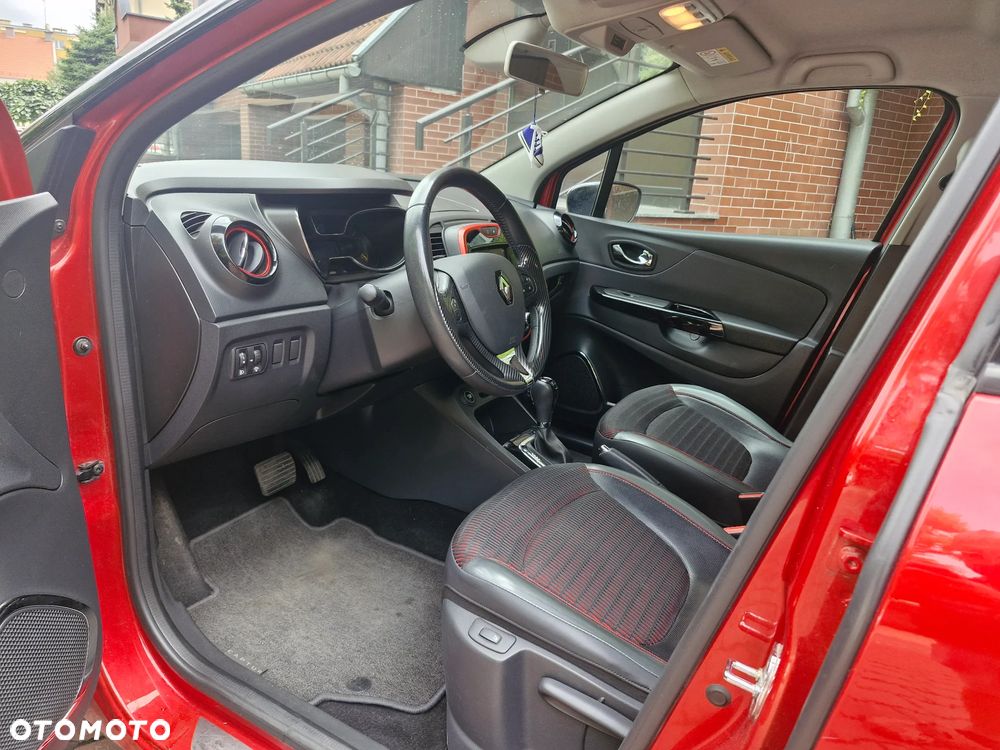 Renault Captur 1.2 TCe Helly Hansen EDC - 16