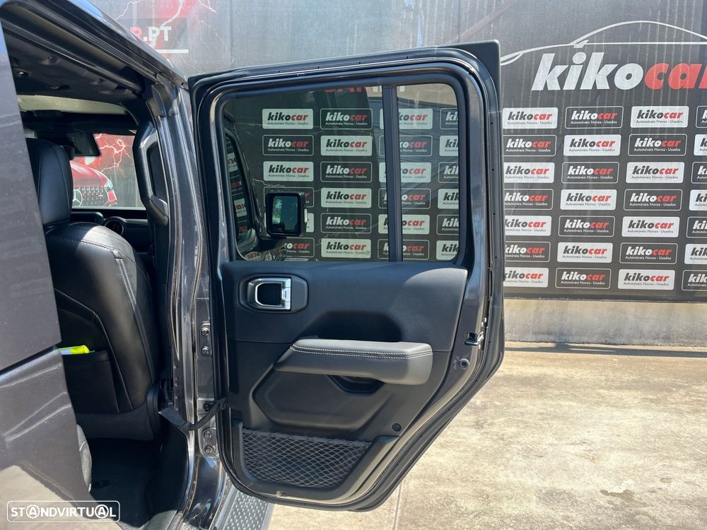 Jeep Gladiator 3.0 CRD Overland AT8 - 41