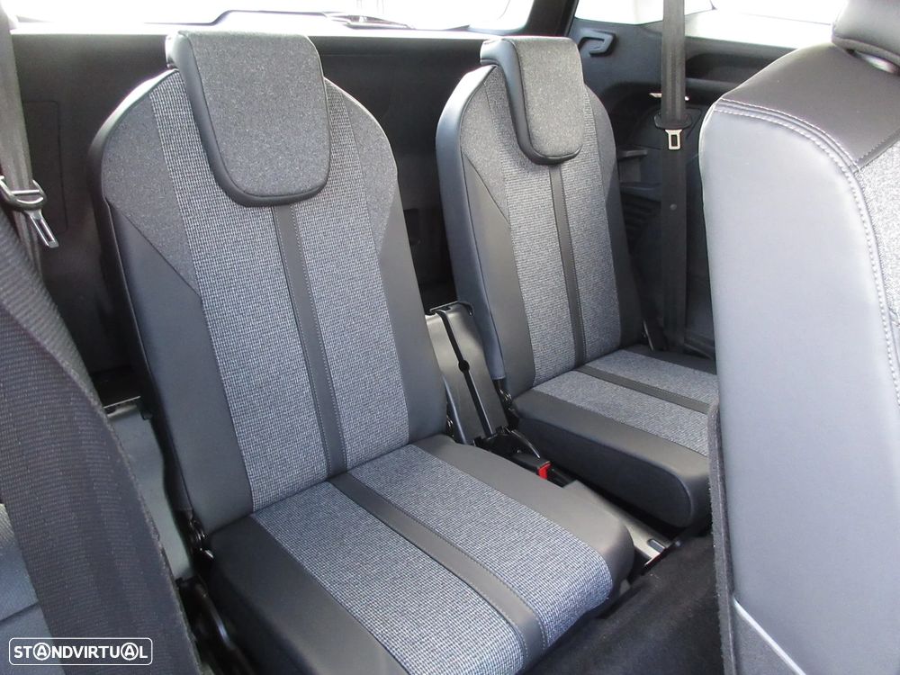 Peugeot 5008 BlueHDI 120 EAT6 Allure - 40