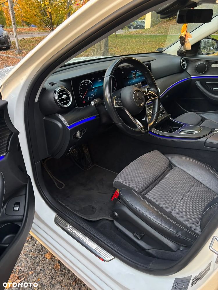 Mercedes-Benz Klasa E 220 d Avantgarde - 11