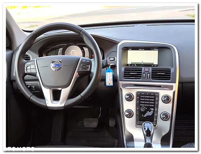 Volvo XC 60 - 31