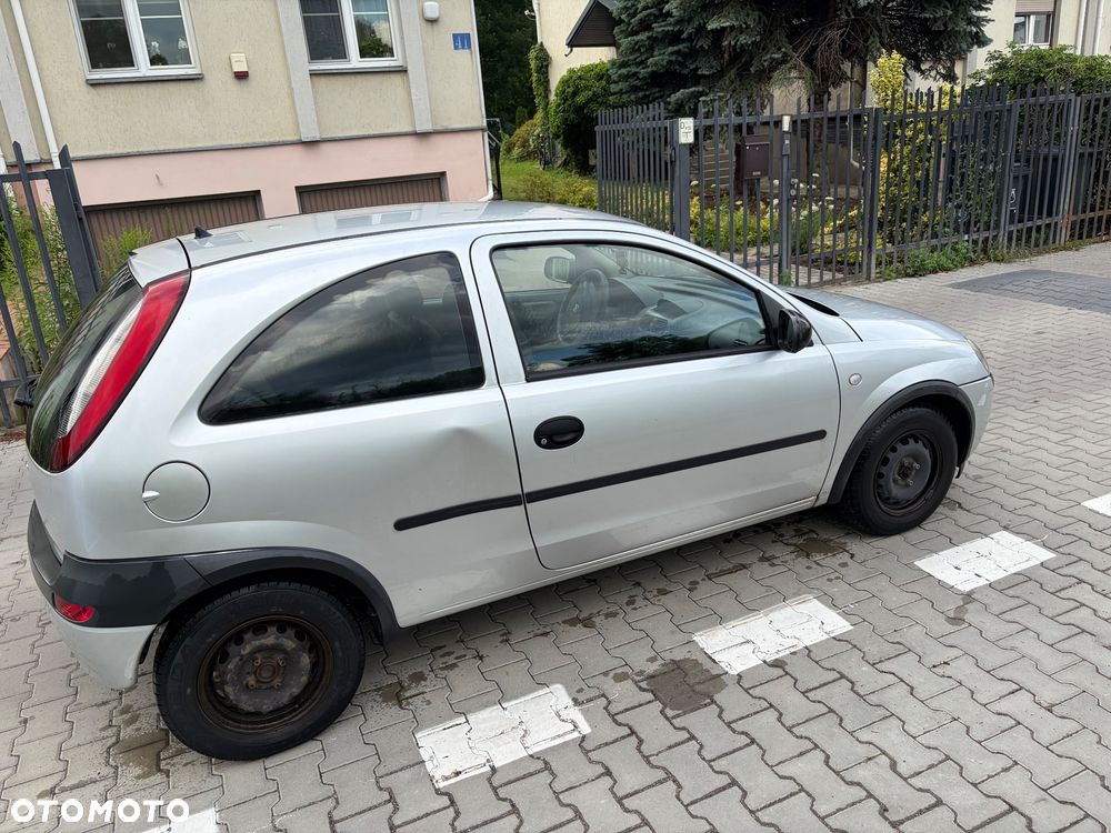 Opel Corsa - 3