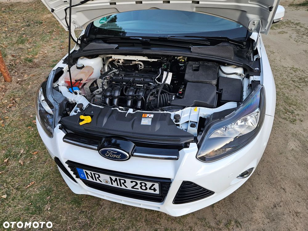 Ford Focus 1.6 Titanium - 22