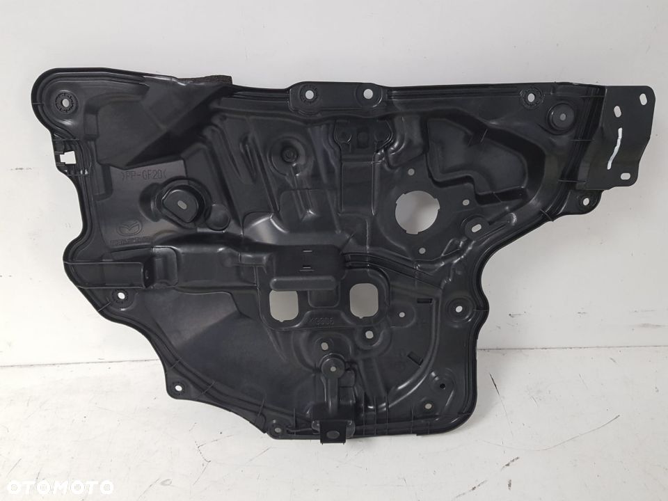 MAZDA 6 GJ III 3 12- WYGŁUSZENIE DRZWI PRAWE PRZEDNIE GHR15997XC