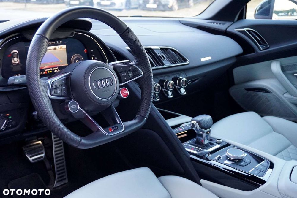 Audi R8 Spyder V10 RWD Performance - 18