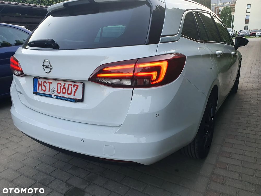 Opel Astra 1.6 D Automatik Start/Stop Innovation - 12