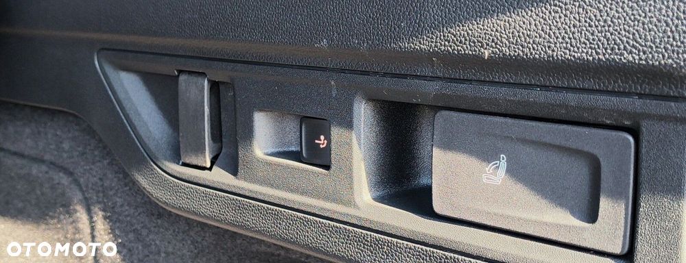 Volkswagen Passat - 29