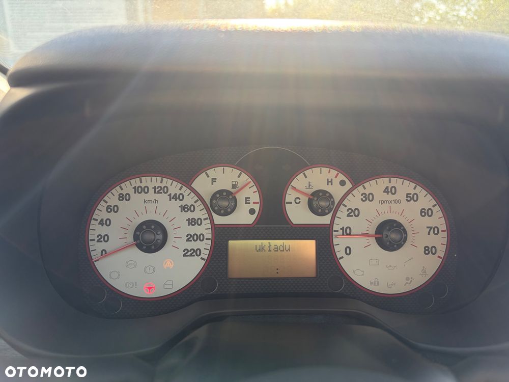 Fiat Punto 1.4 16V Sporting - 33