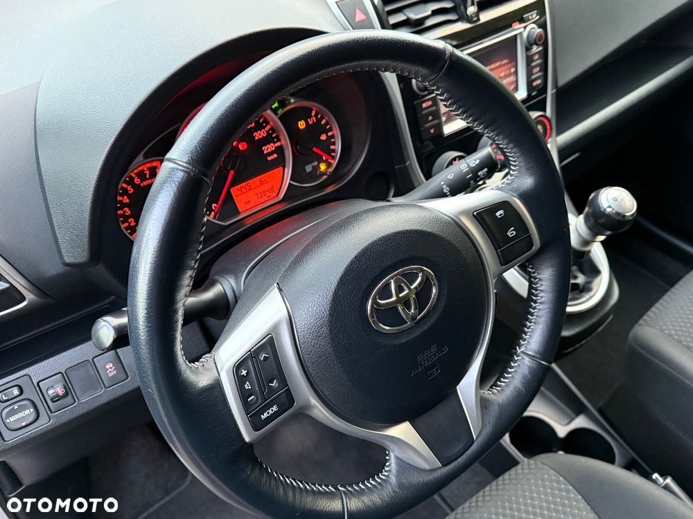 Toyota Verso S 1.33 Active - 23