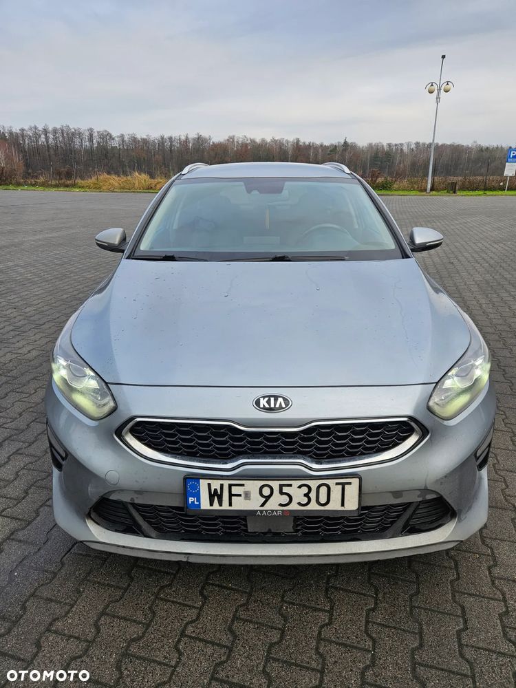Kia Ceed 1.4 T-GDI L Business Line DCT - 4