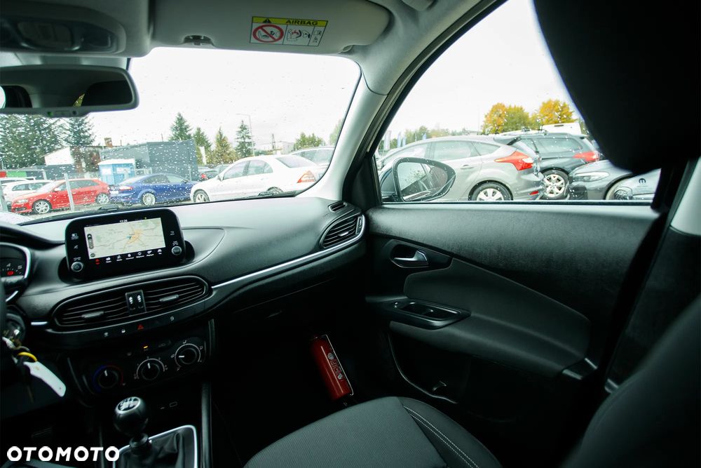 Fiat Tipo 1.4 T-Jet Lounge - 28