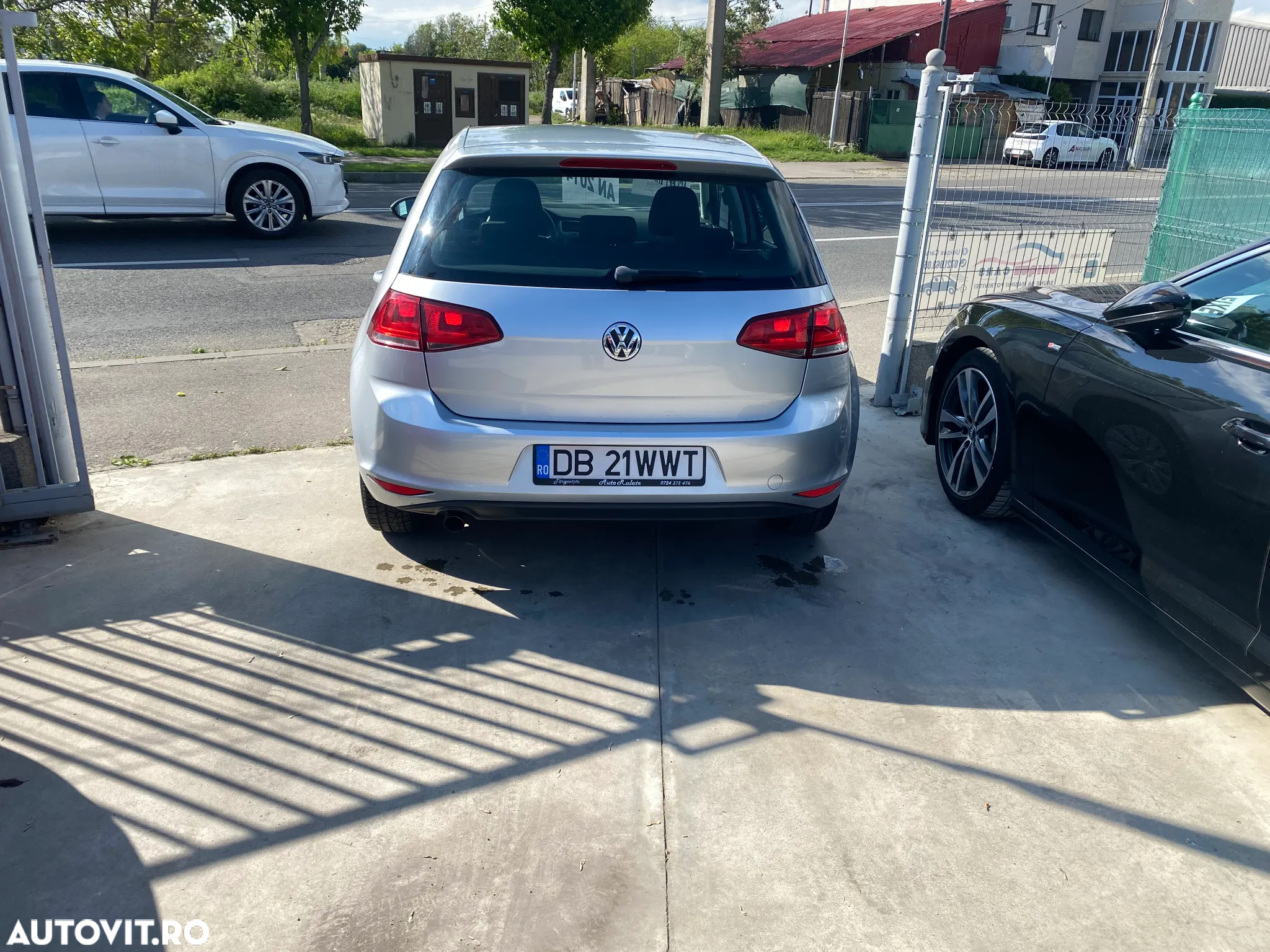 Volkswagen Golf 1.6 TDI BlueMotion Technology Comfortline - 9