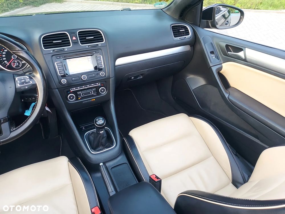 Volkswagen Golf Cabrio 2.0 TDI BlueMotion Technology - 38