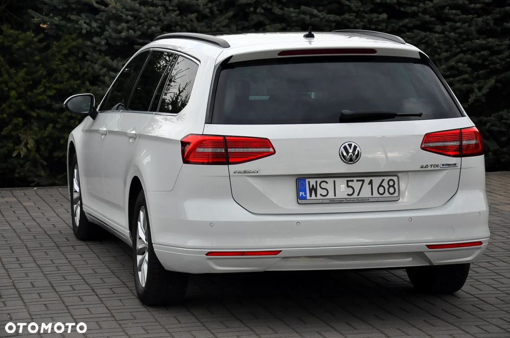 Volkswagen Passat - 18