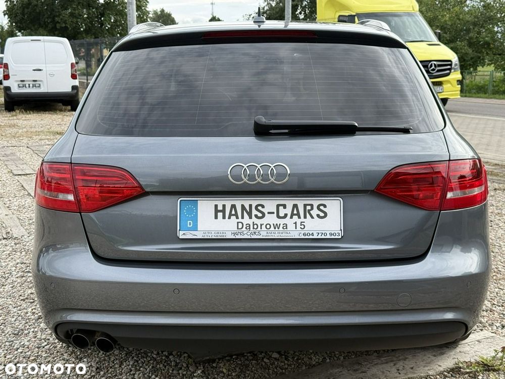 Audi A4 Avant - 16