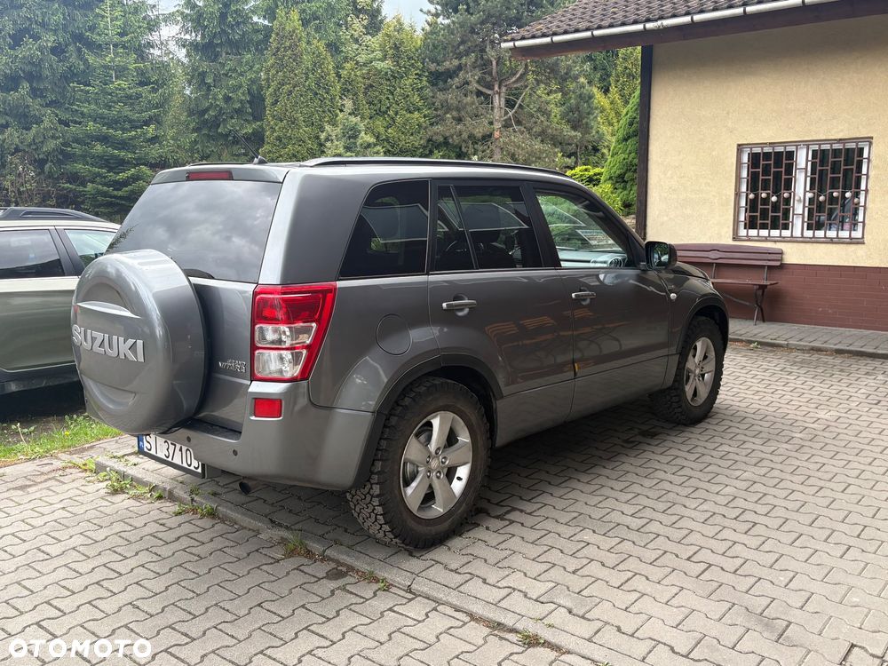 Suzuki Grand Vitara 1.9 DDiS Premium EU5 - 4