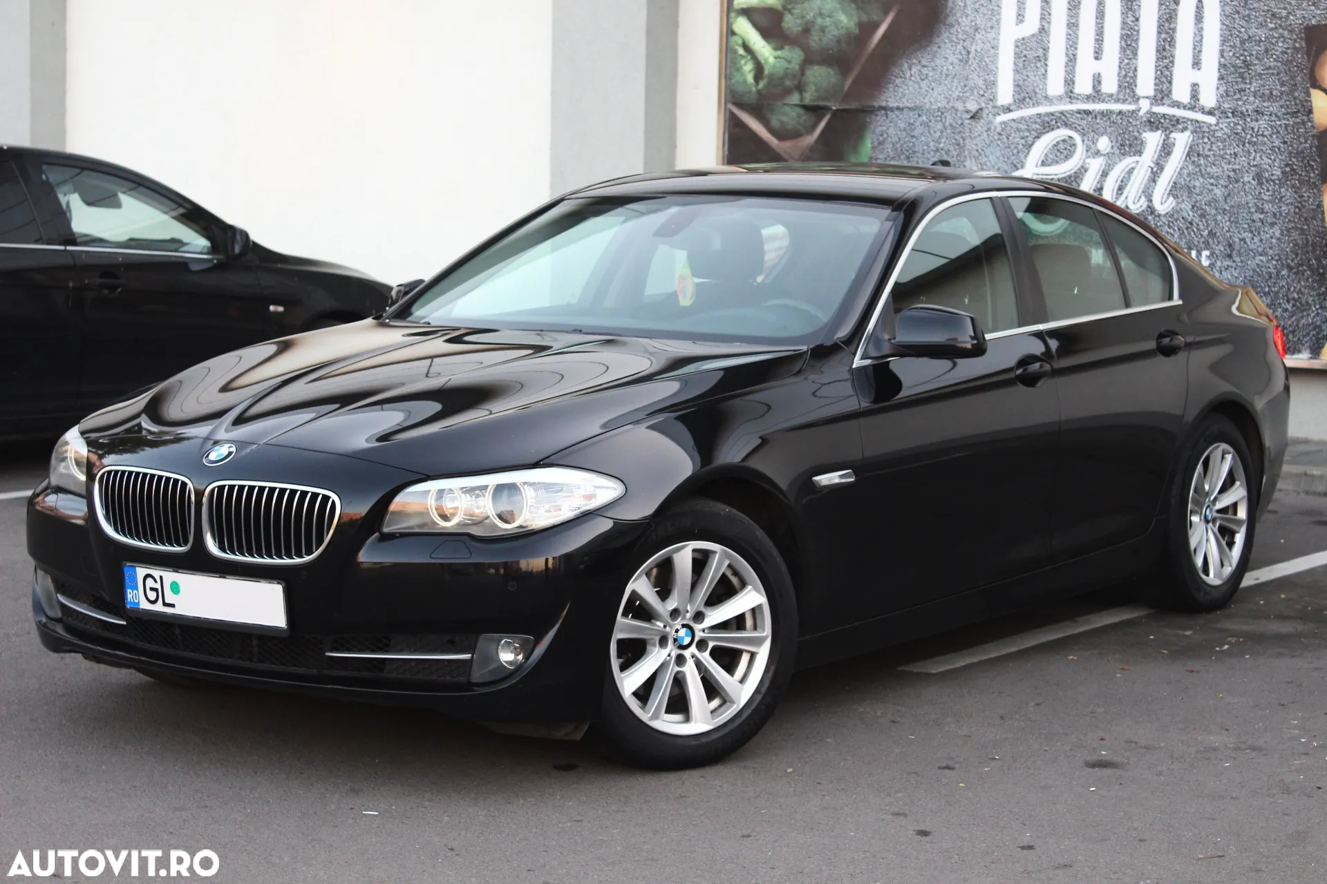 BMW Seria 5 520d - 2
