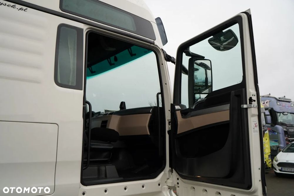 MAN TGX 18.470 / LOW DECK / MEGA / REGULOWANE SIODŁO / 2020 ROK / NA - 35