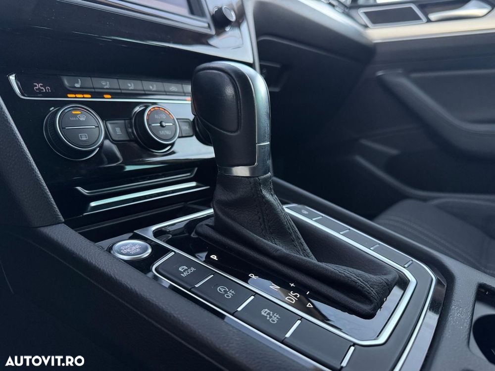 Volkswagen Passat Alltrack - 17