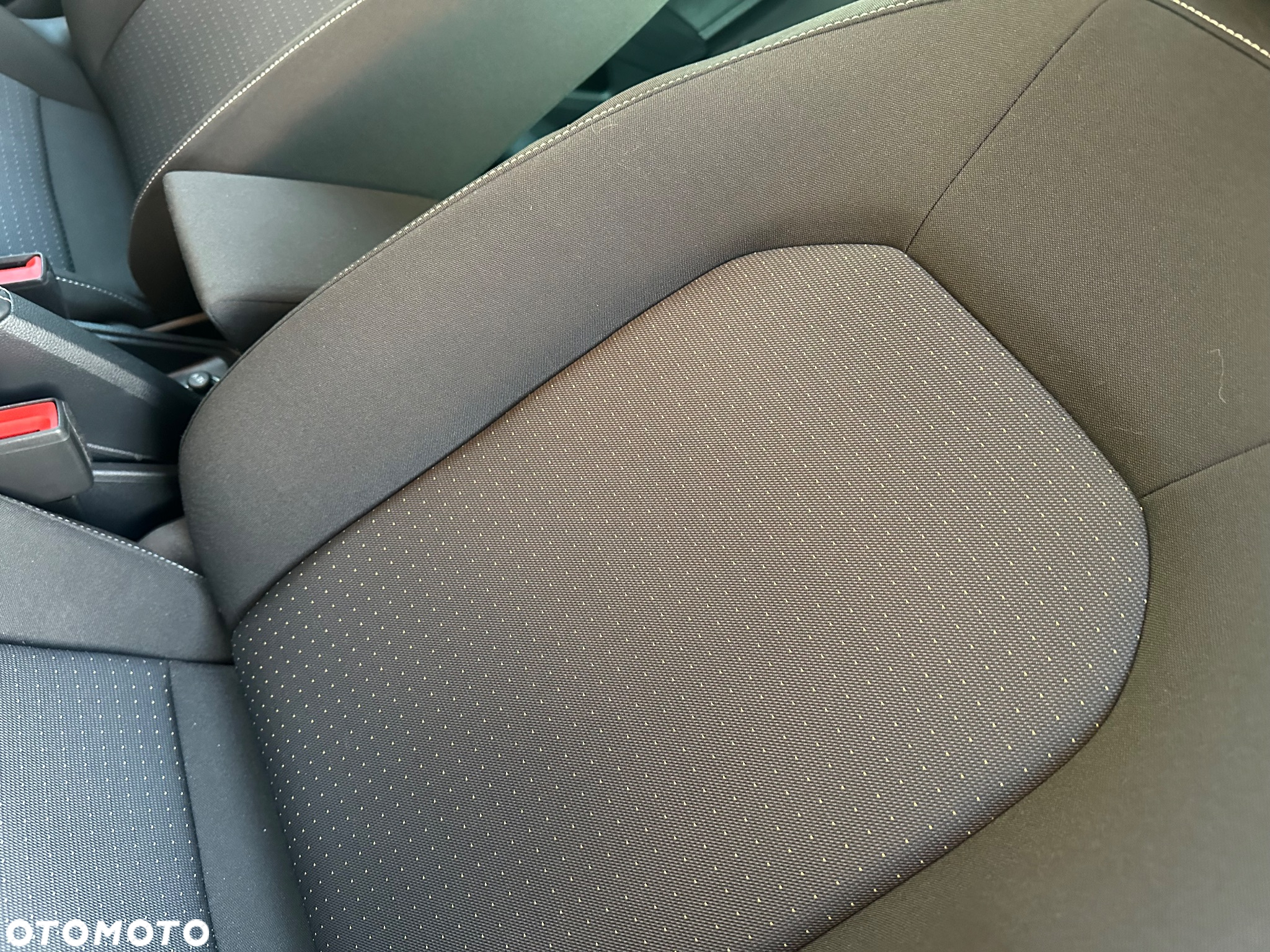Seat Arona - 28