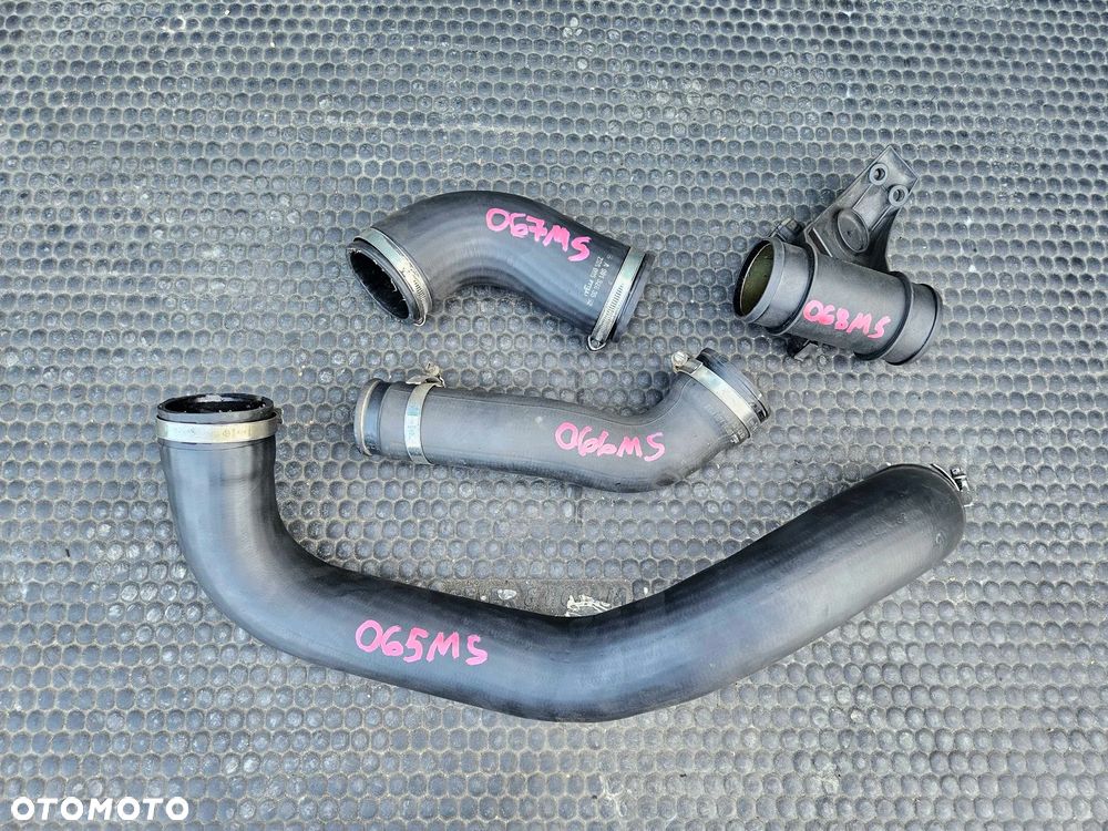 Przewod Turbiny Intercooler Rura Krociec Waz 2.2 CDI Mercedes Sprinter 00-06r - 1