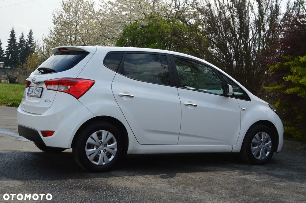 Hyundai ix20 1.4 UEFA EURO 2012 Edition - 21