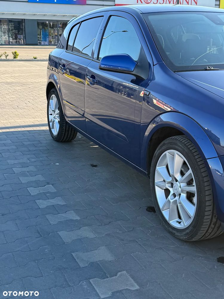 Opel Astra 1.6 Enjoy - 10