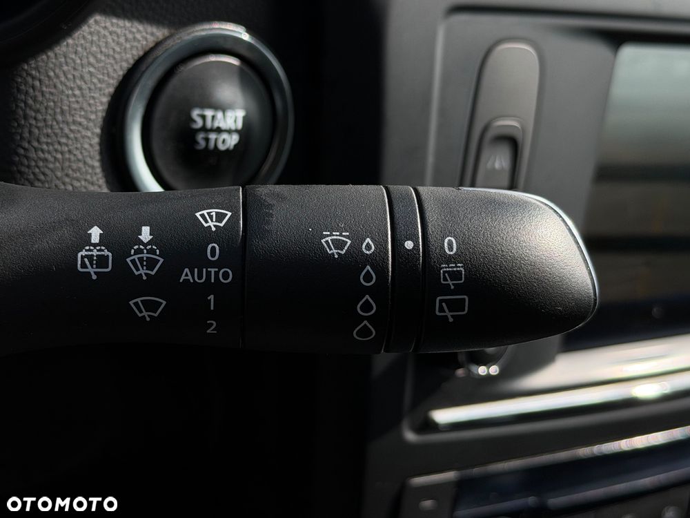 Renault Kadjar Energy TCe 130 EDC LIMITED - 28