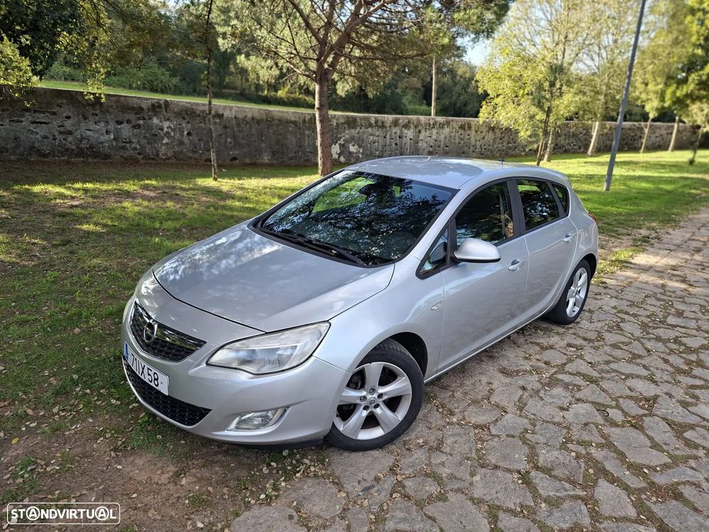 Opel Astra 1.4 Enjoy - 32
