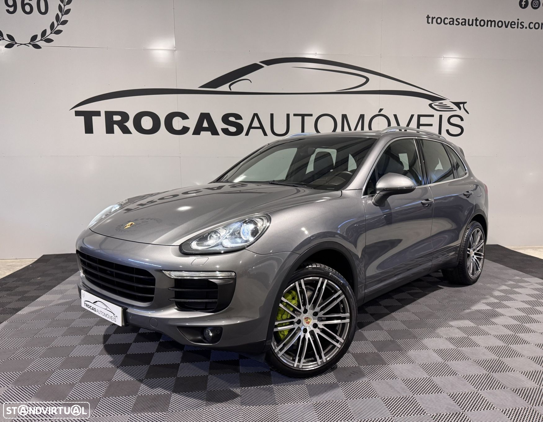 Porsche Cayenne S Hybrid - 8