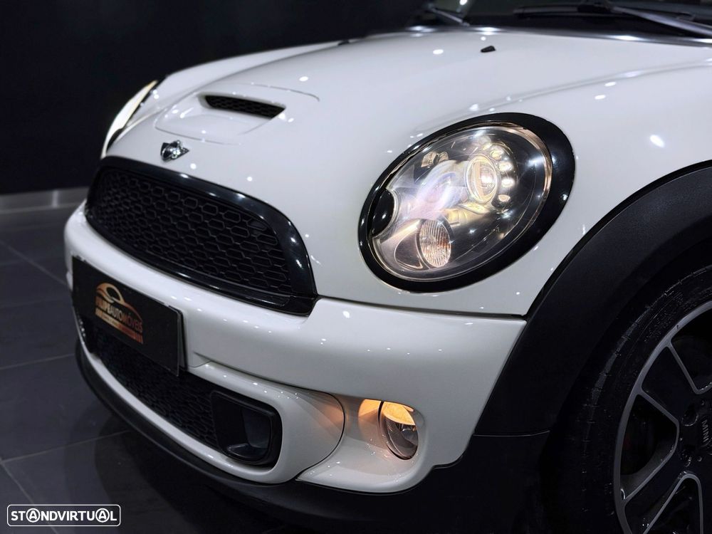 MINI 3 Portas Cooper S - 11
