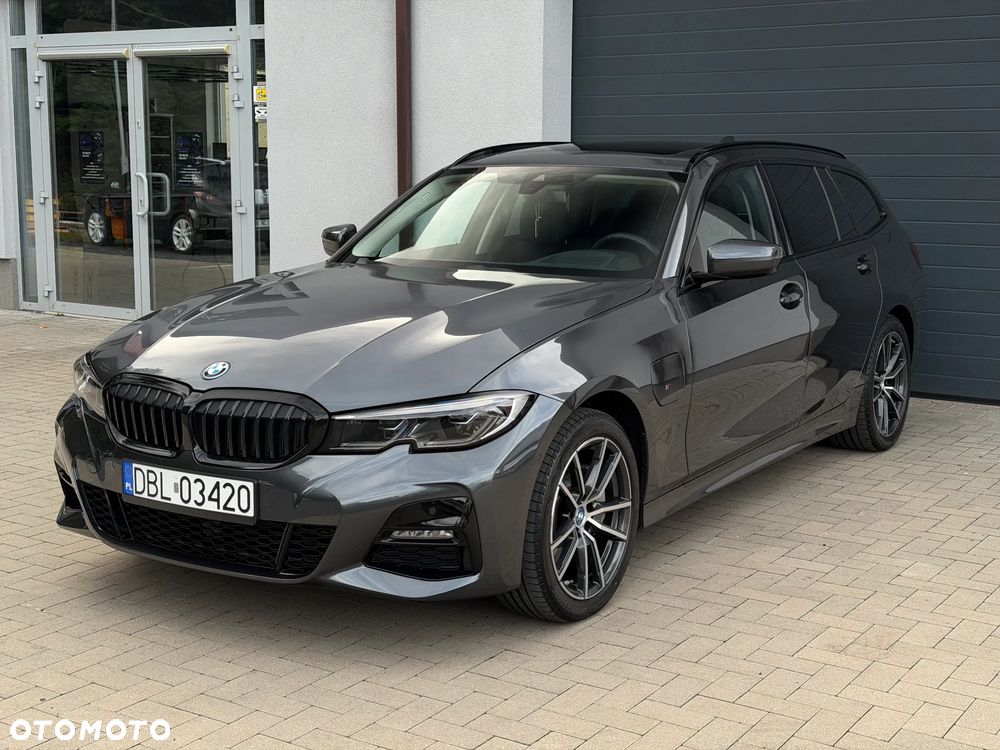 BMW Seria 3 330e xDrive Sport Line - 3