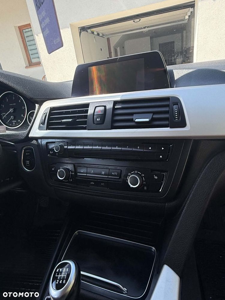 BMW Seria 4 418d - 17