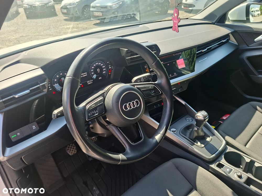 Audi A3 Sportback 35 TFSI Edition One - 6