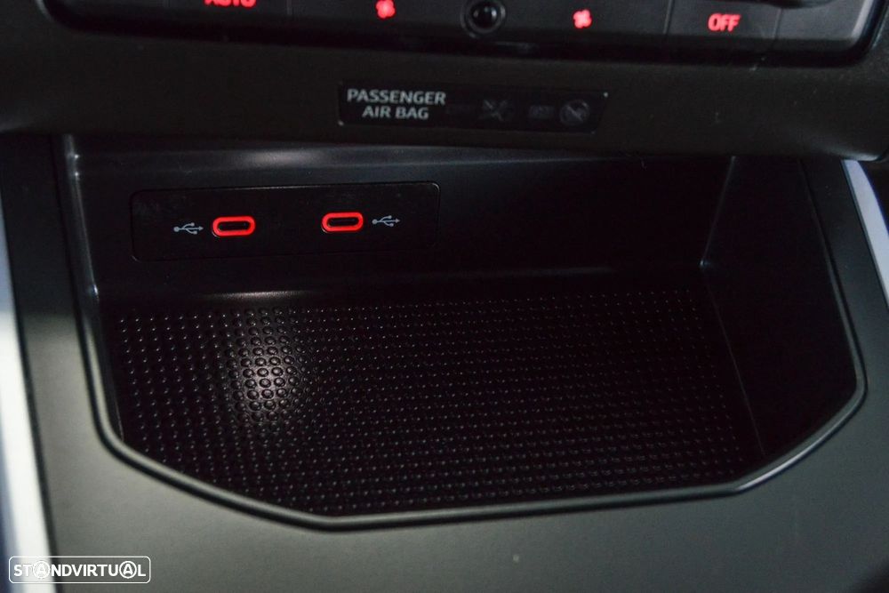 SEAT Arona 1.0 TSI FR - 42