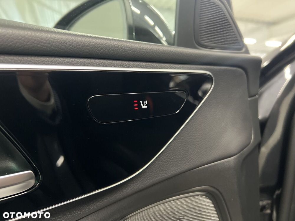 Mercedes-Benz Klasa C - 22