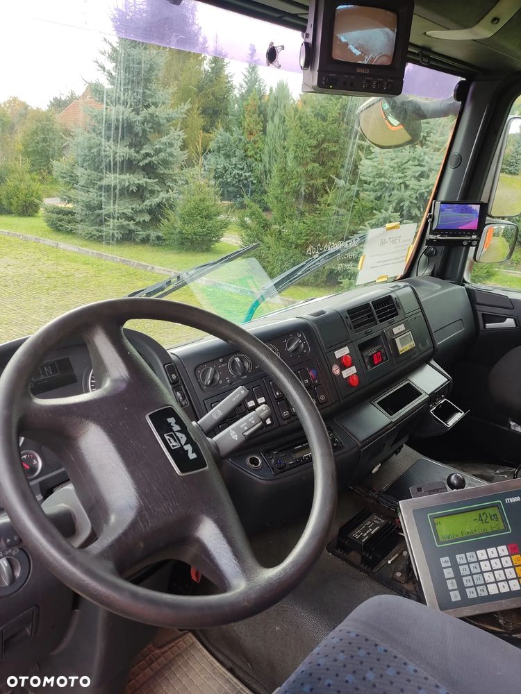 MAN TGA 26.320 śmieciarka - 7