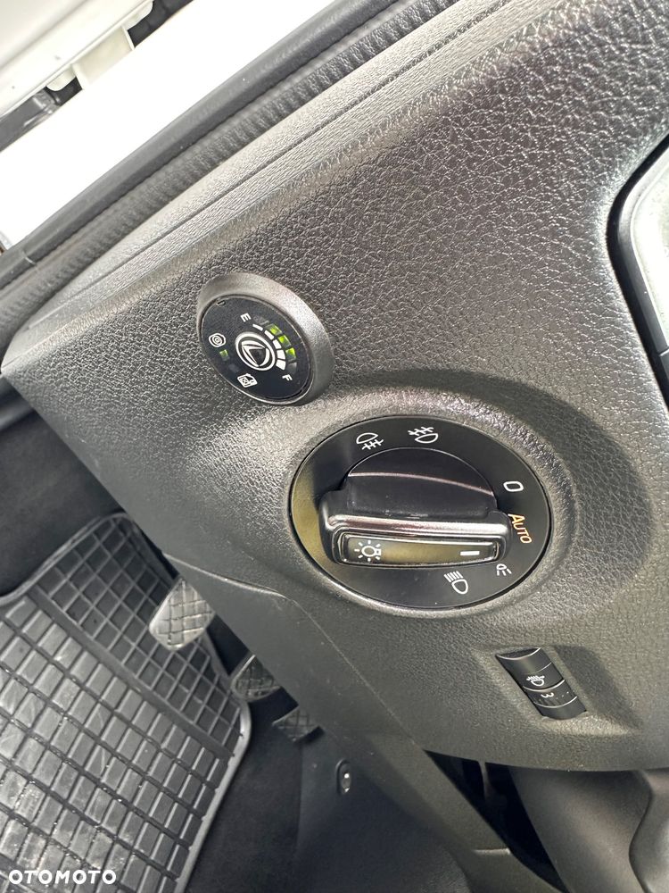 Skoda Fabia 1.0 MPI Active - 10